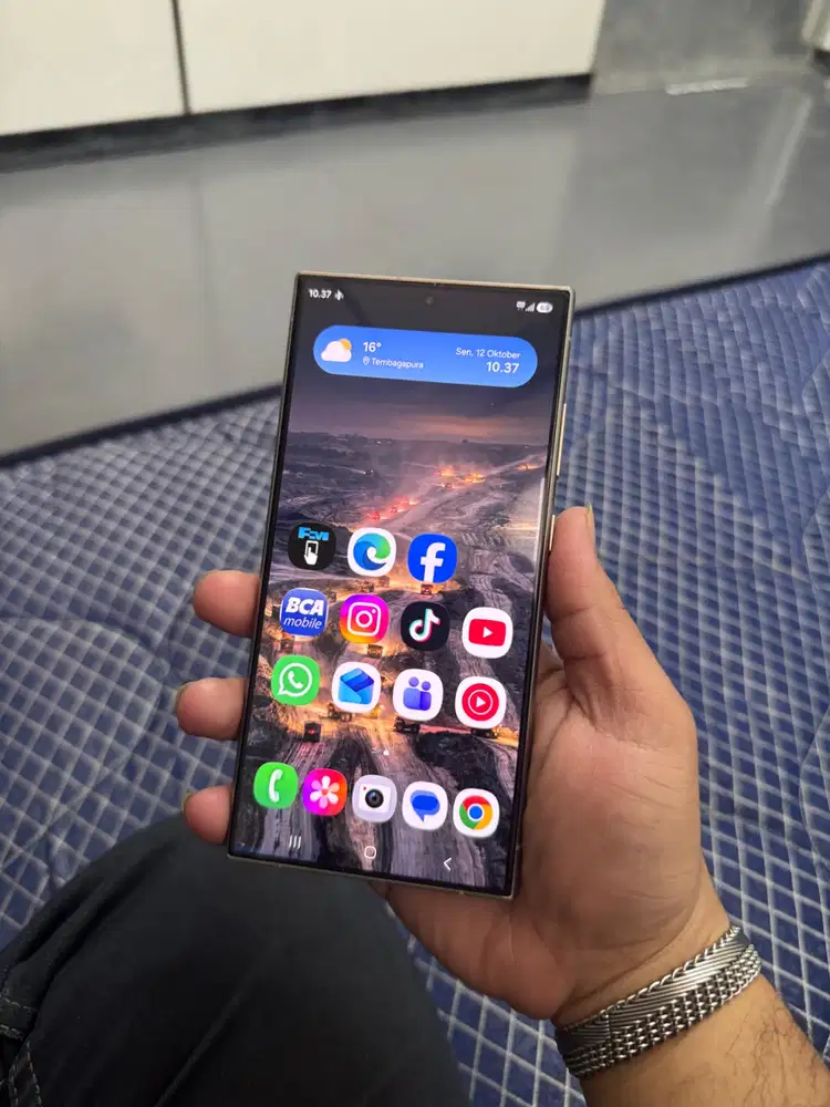 SAMSUNG S24 ULTRA