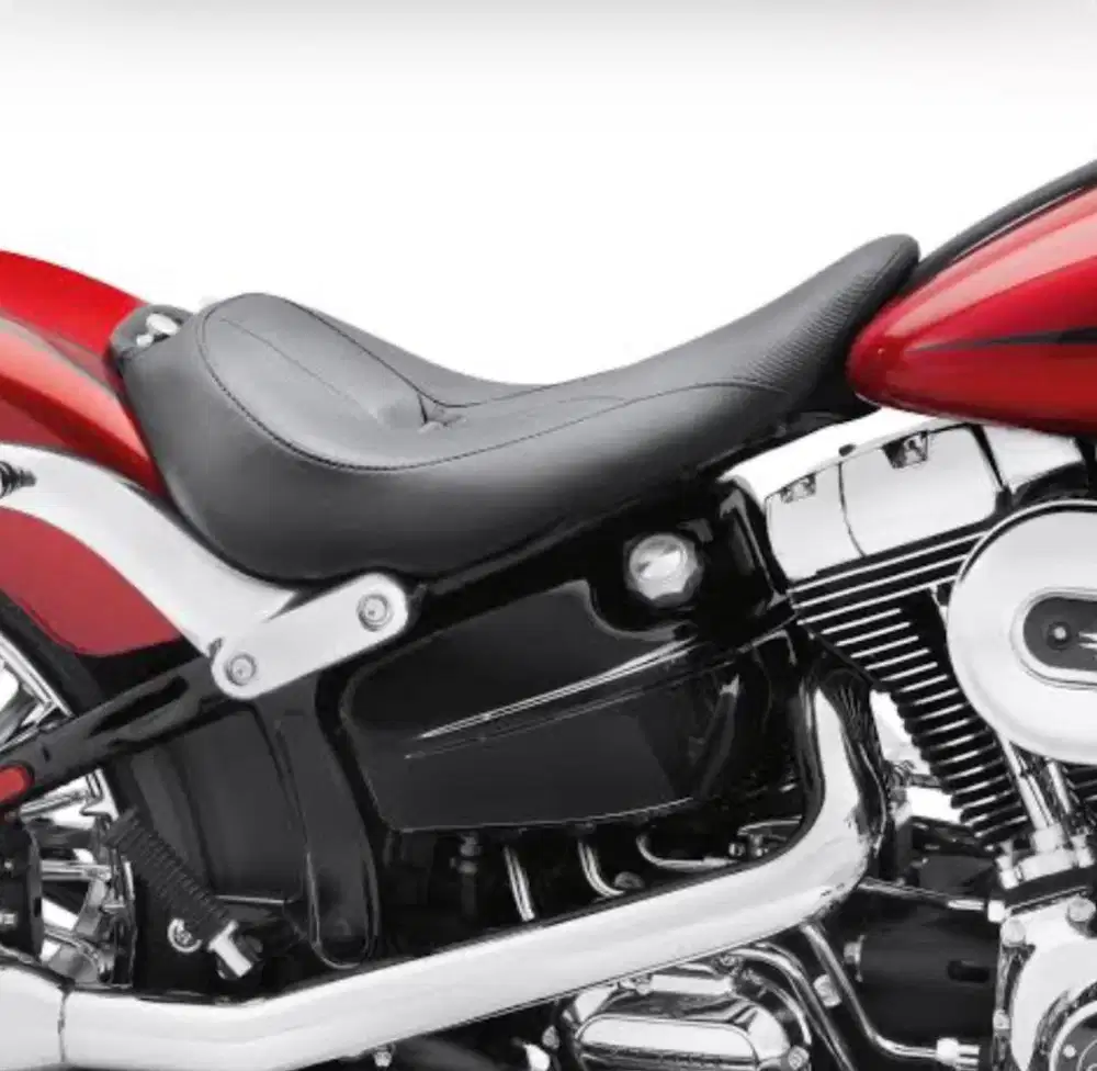 Jok /Seat Slim Harley Davidson FXSB Softail Breakout OEM