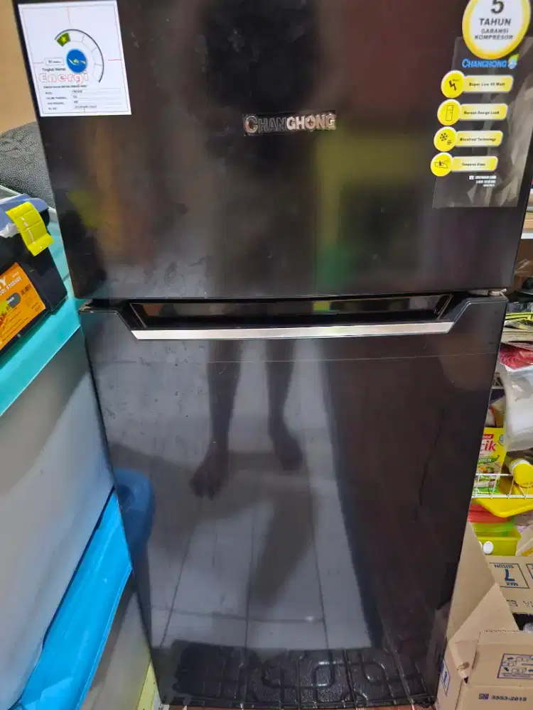 Dijual kulkas Changhong 122L