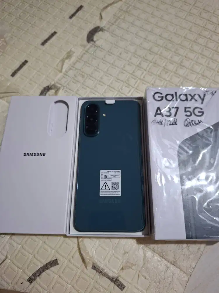 Samsung A37 8/128GB Like New
