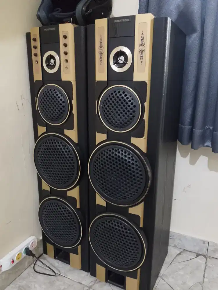 Barangkali ada yg mau Polytron PAS 69 bluetooth