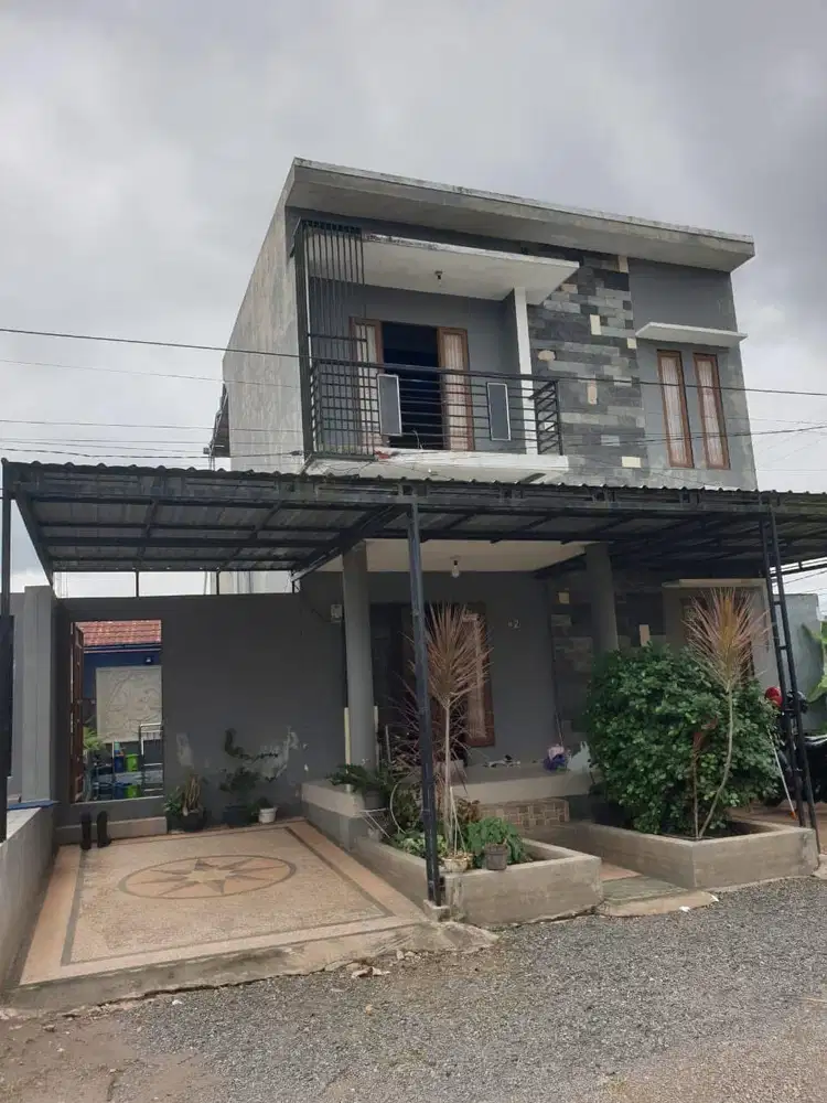 DISEWAKAN RUMAH 3KT - 3KM SEMI FURNISHED