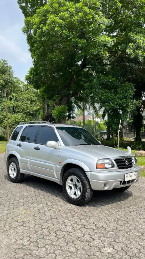 Escodo 2.0 AT tahun 2001