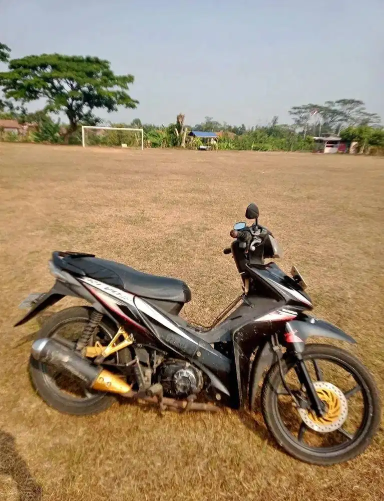 REVO ABSOLUTE 2010 BARANG MULUS