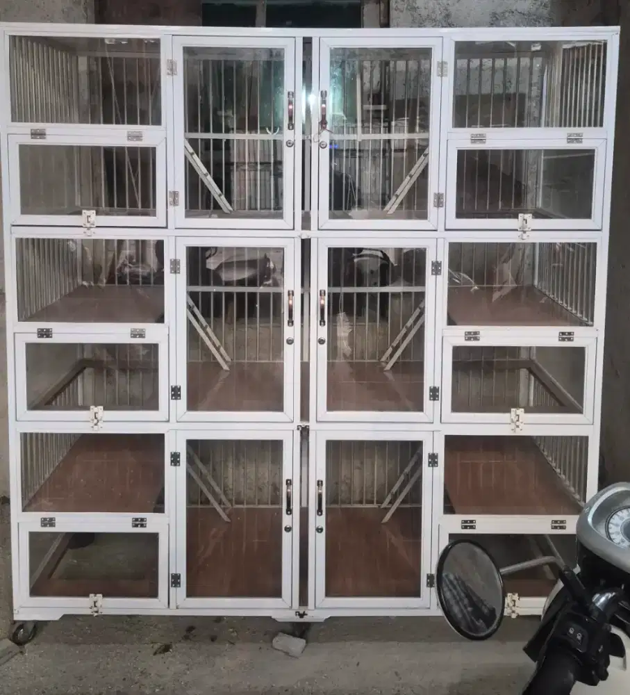 Kandang Kucing Alumunium Besar