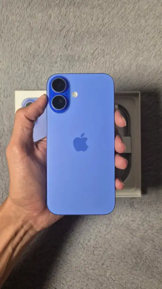 Iphone 16 128GB Ultramarine Bea Cukai