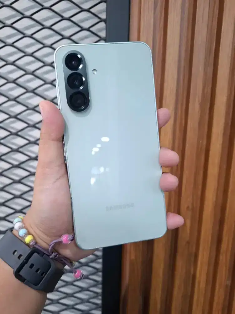 SAMSUNG A56 5G 8+128GB