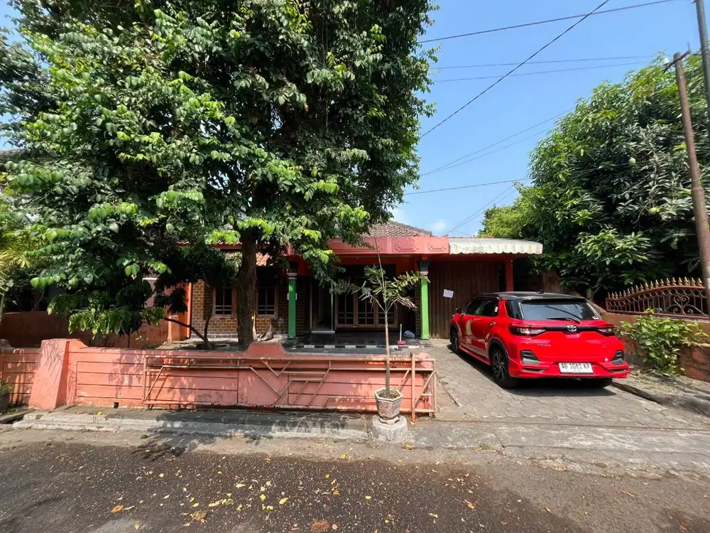 COCOK UNTUK KANTOR / HUNIAN! Rumah Sewa Strategis Tengah Kota Bantul