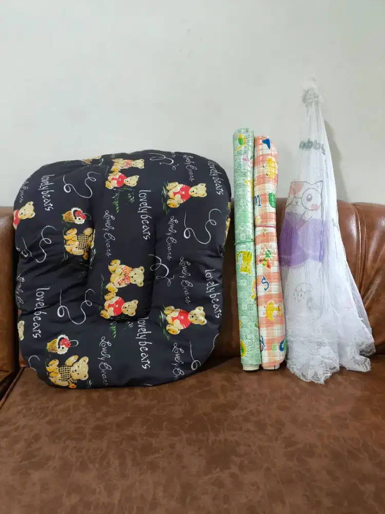 Sofa bayi Kelambu Bayi dan Perlak Bayi