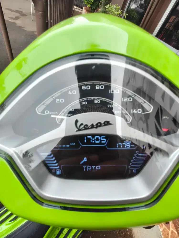 Vespa Primavera 2025 limited Edition