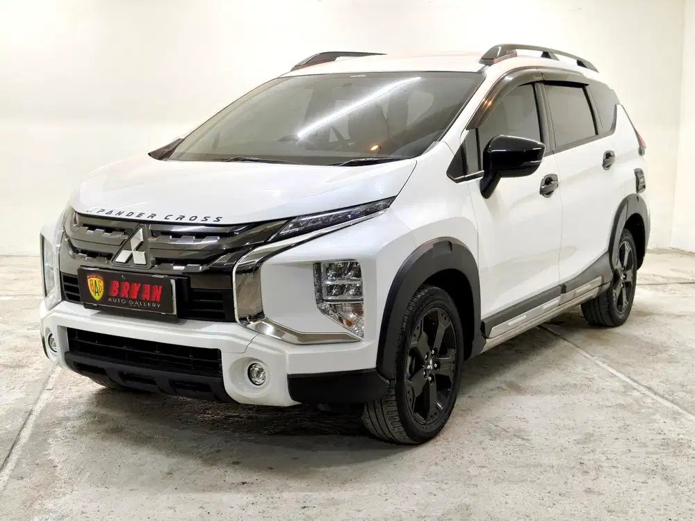 FULL ORIGINAL XPANDER CROSS ROCKFORD BLACK EDITION 2021 PUTIH