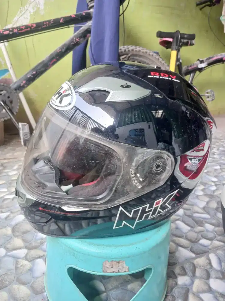 Helm NHK GP1000