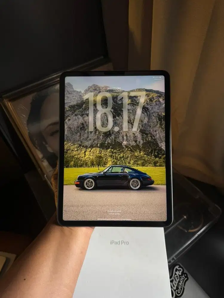 ipad pro gen 4 M2 256gb wifi only