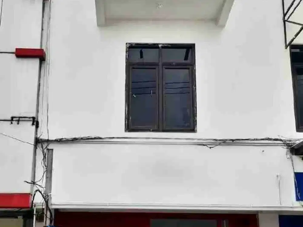 dijual/disewakan ruko di raya Wiyung Surabaya barat siap pakai
