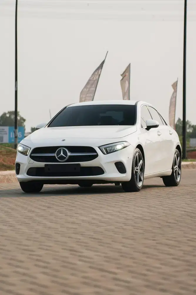 Mercedes Benz A200 1.3 Progressive Line Sedan 2023