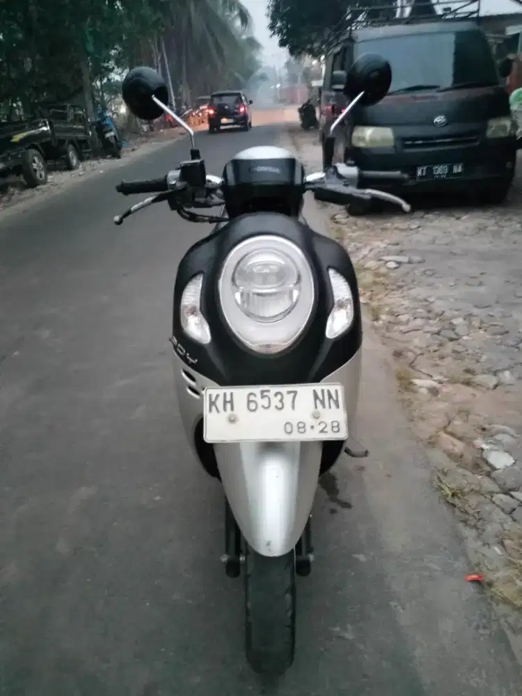 Honda Scoopy Sporty ESP CBS ISS FI Tahun 2023 Akhir
