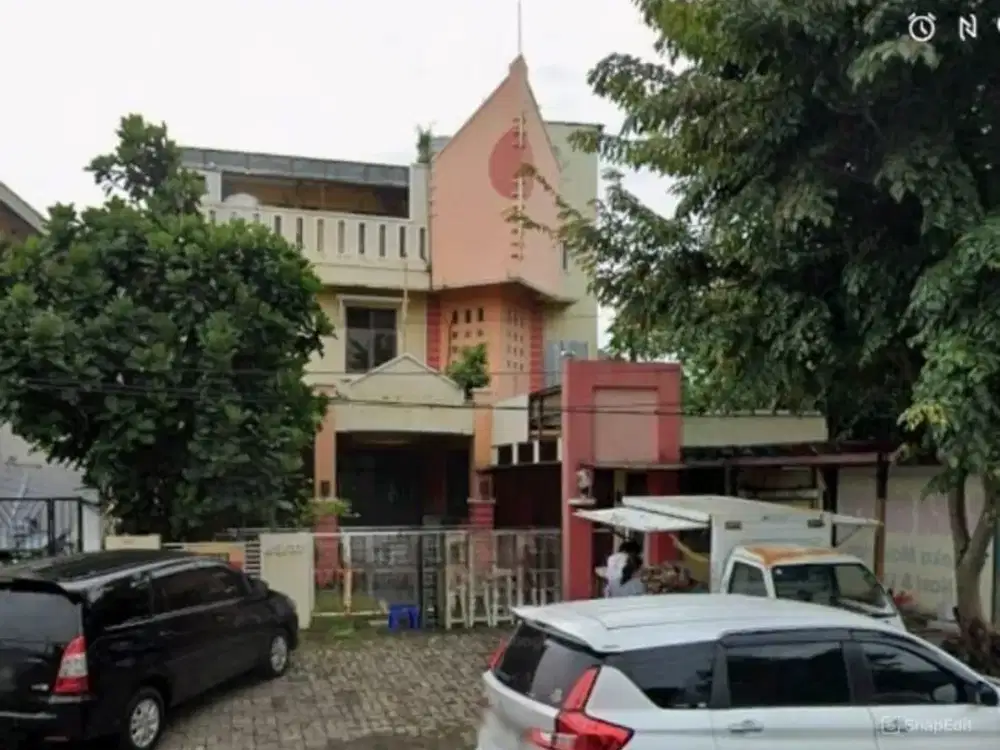 Sewa Rumah Luas dan Strategis di Puri Anjasmoro Semarang Barat - 11024