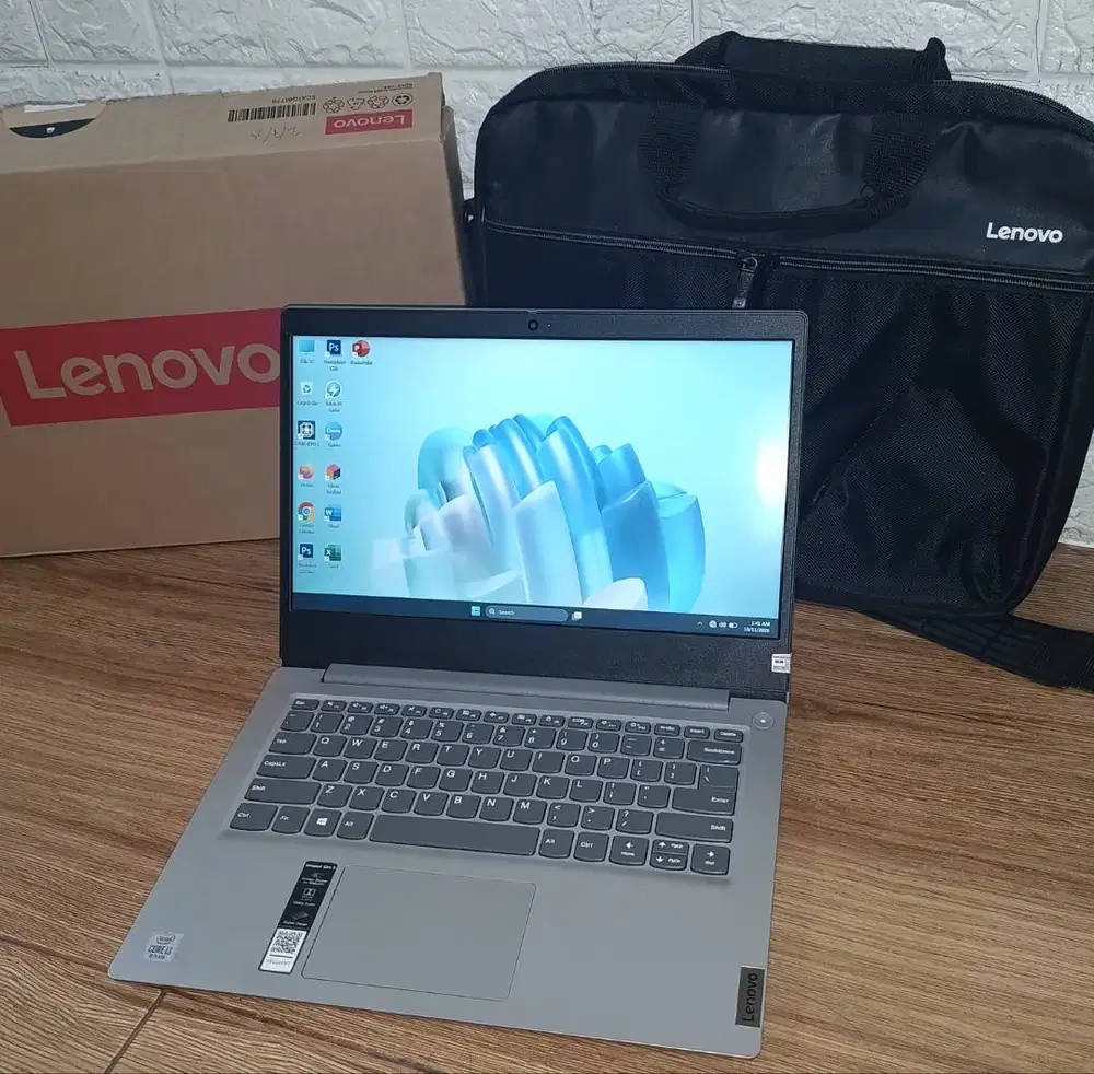Laptop bekas lenovo slim i3