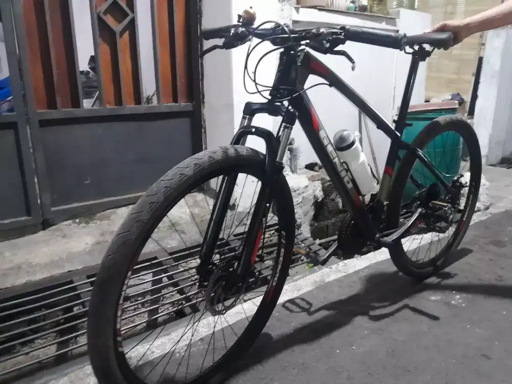 Sepeda MTB GENIO