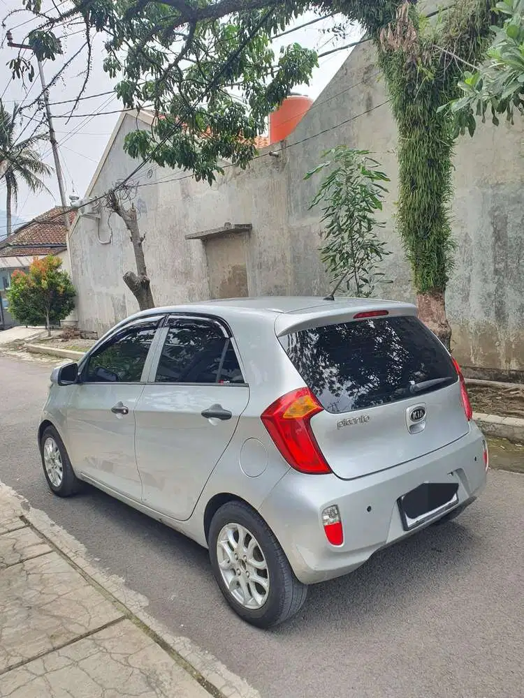 Kia Picanto 2012 Bensin