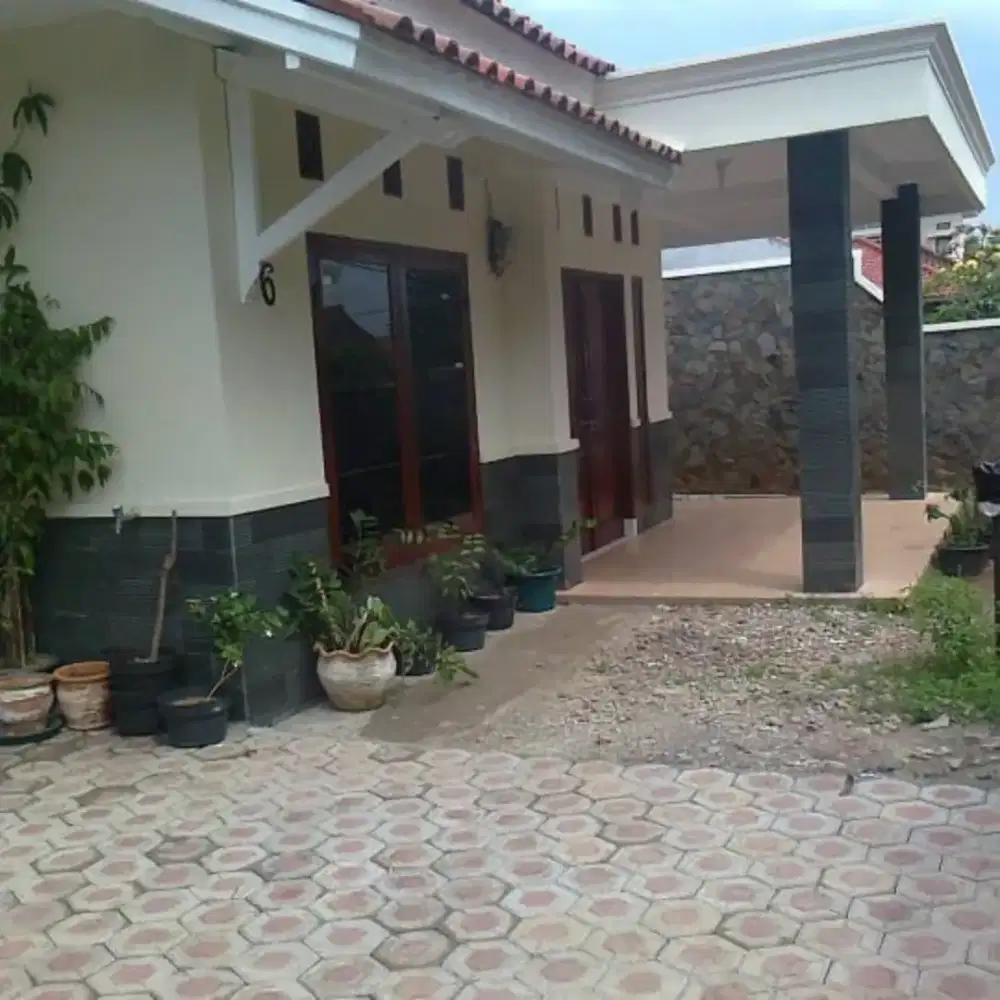 Rumah di jual di kavling pemda