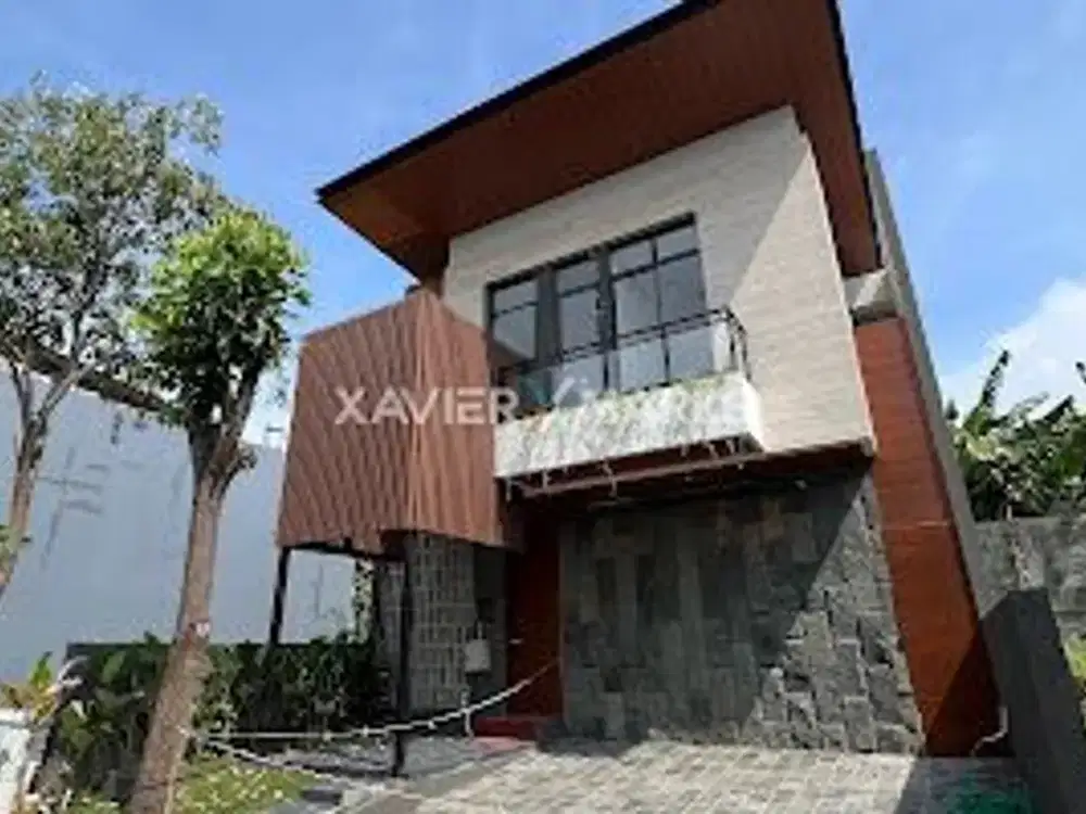 Rumah Nuansa Villa Mewah Citraland Surabaya
