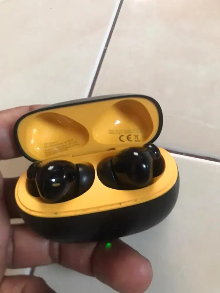 Headset ori bawaan iqoo