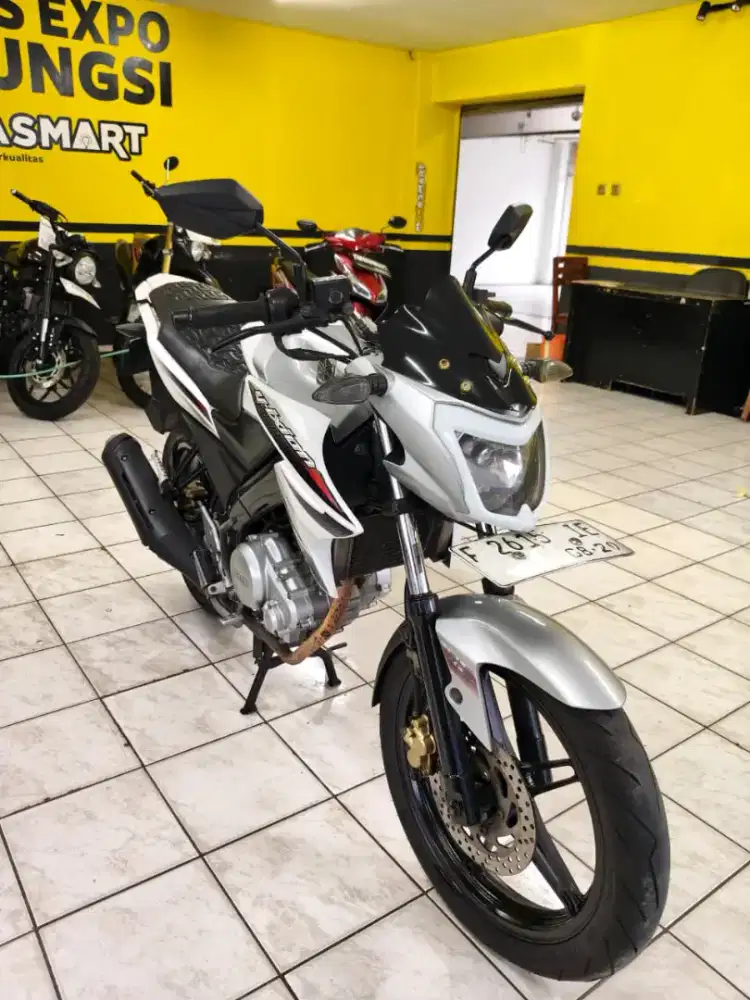 Dijual motor Yamaha Vixion 2014/HANYA CASH