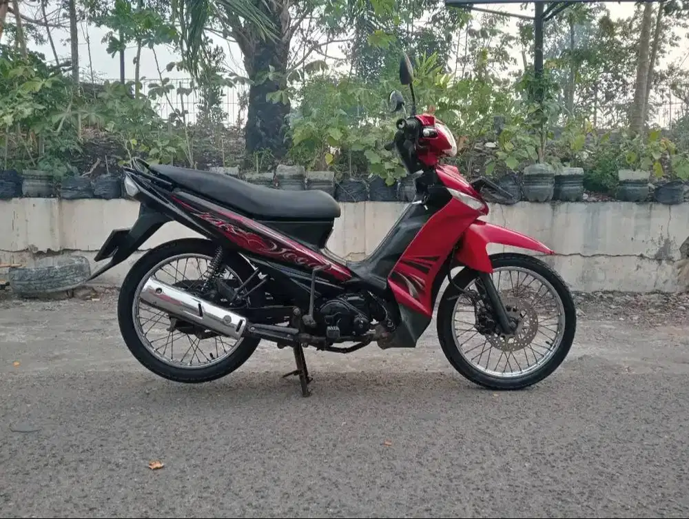 Di jual cepat Vega ZR 2011
