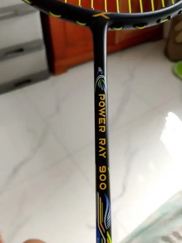Raket Hundred Power Ray 900