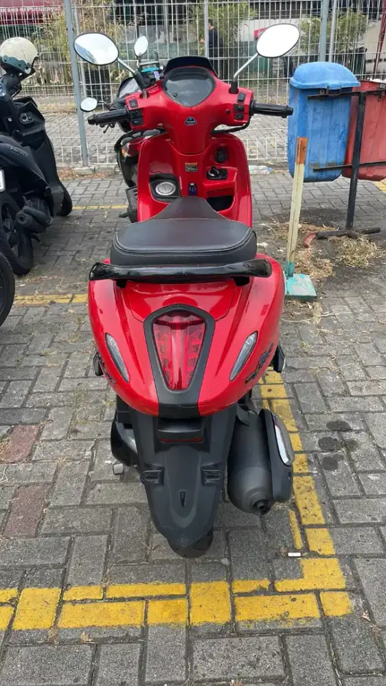Motor lecet pemakaian wanita.. Selebihnya aman