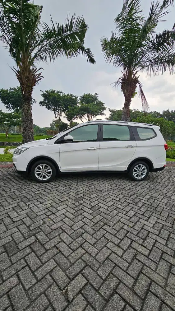 Dijual!! Wuling Cortez 2022 ! A/T. Captain seat!!! Murah 170 jt.