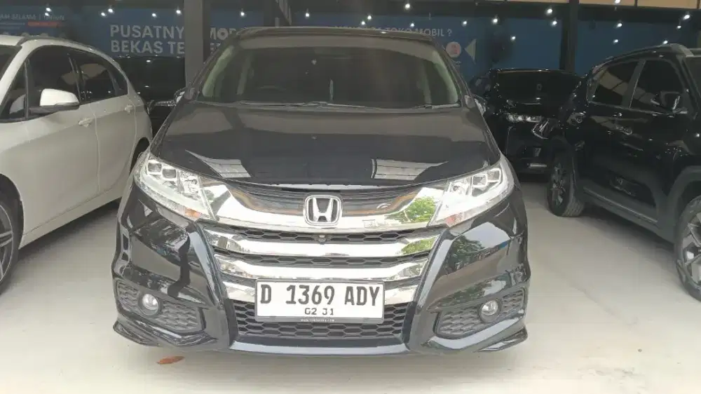 HONDA ODYSSEY 2.4L PRESTIGE 2015