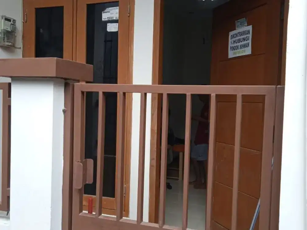 Disewakan Rumah 2 Lantai Lokasi Strategis Di Cempaka Baru Jakarta Pusat