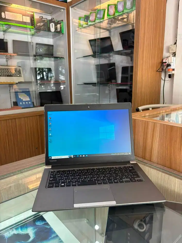 Laptop Slim Core i5 Sekolah Kerja Murah