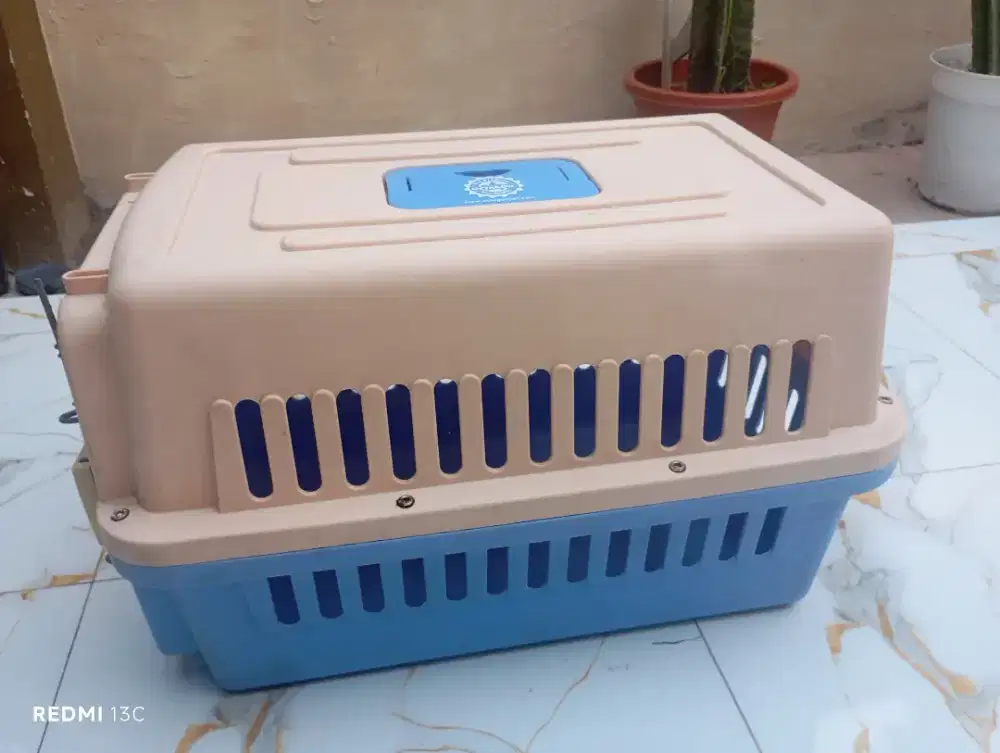 Pet Cargo Like New Octagon