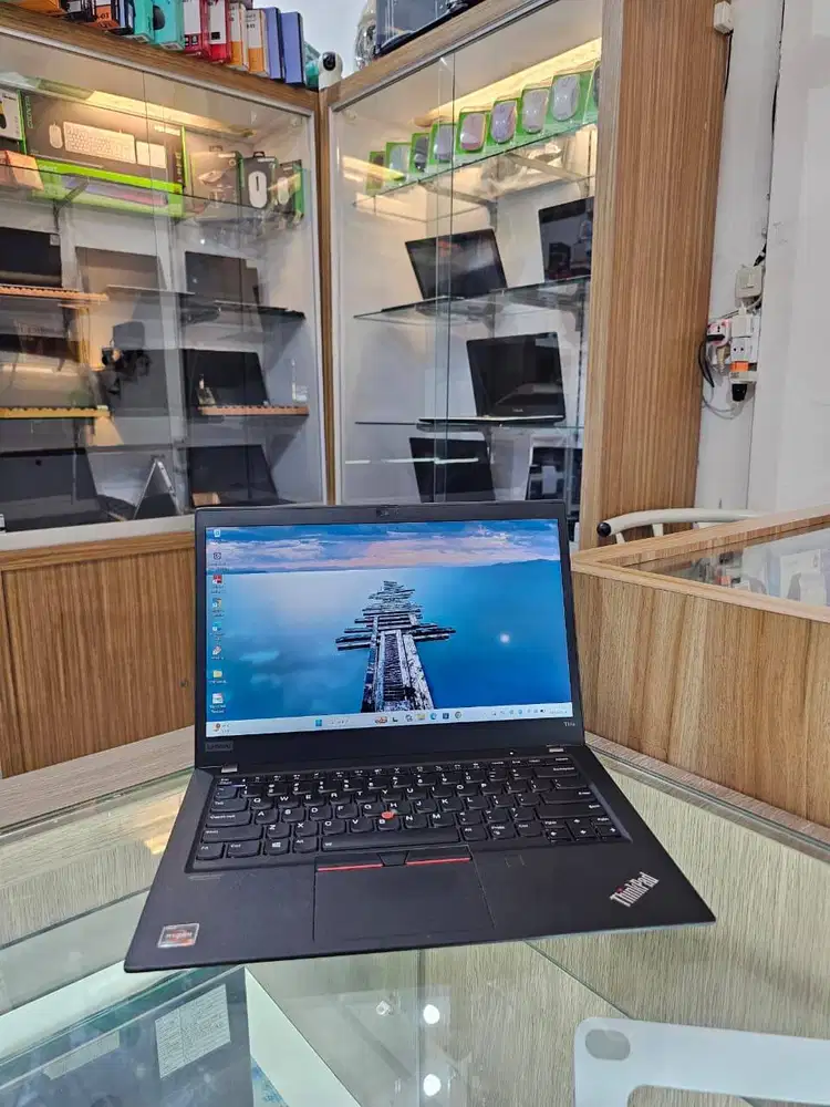 Laptop Ryzen Design Layar Sentuh Dolby Audio