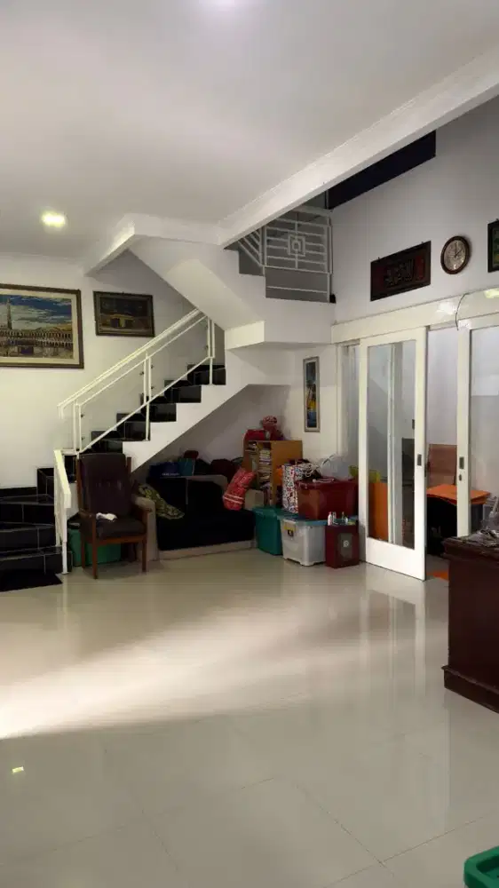 Rumah area jalan damai plus sebagian furniture dekat ke UGM Sleman