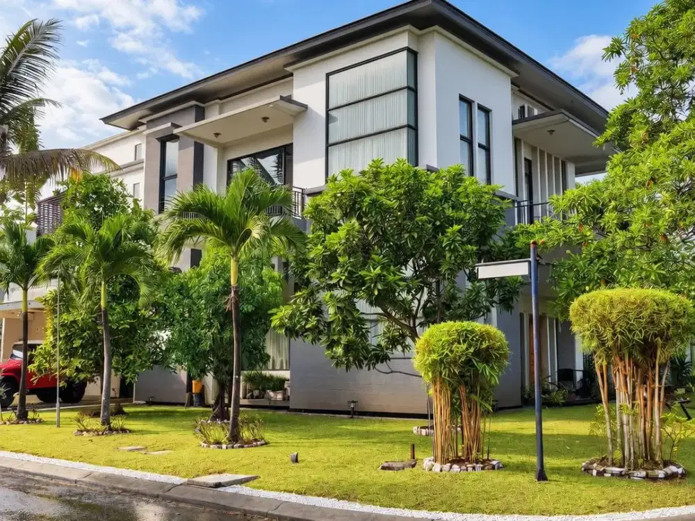 Rumah Modern mewah posisi hoek lokasi strategis di  Serpong