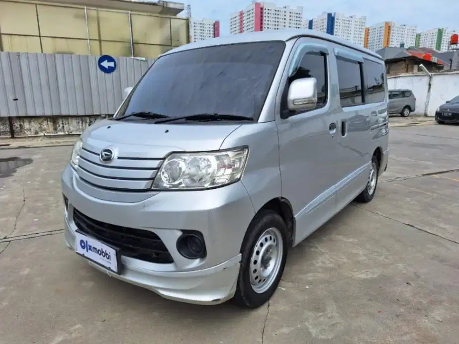 LOW DP Daihatsu Luxio 1.5 D Bensin-MT 2016 5PG