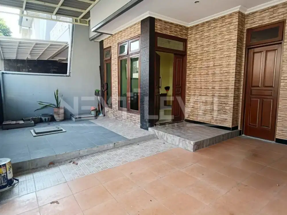 Disewakan rumah di Gayungan Surabaya selatan