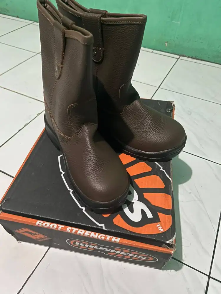 sepatu safety krusher original uku 40