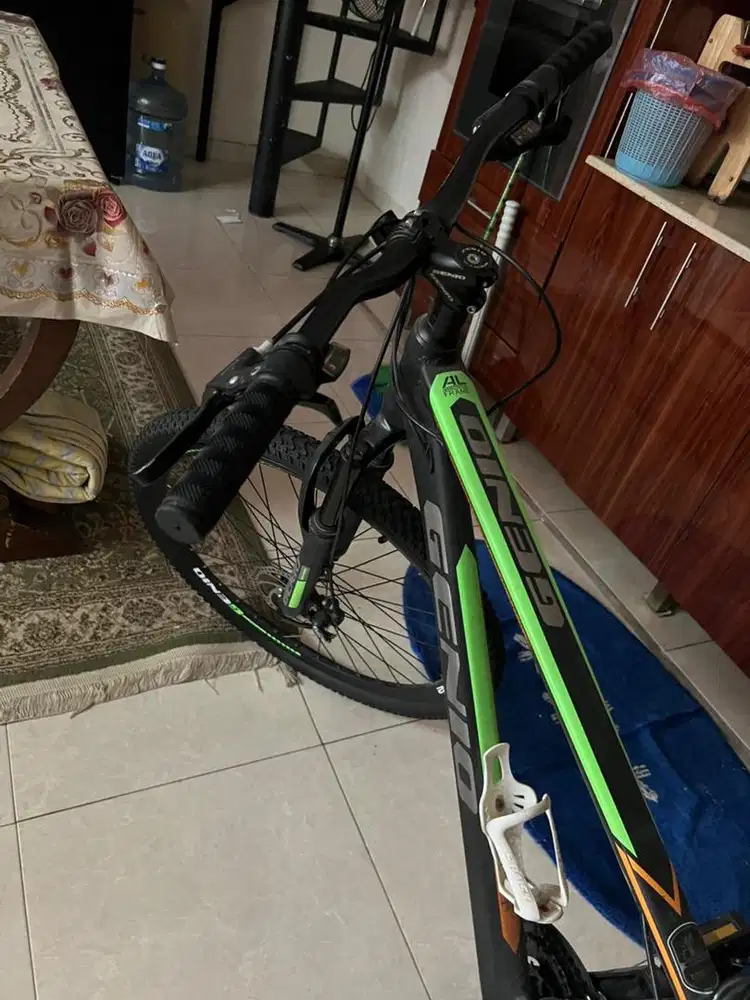 Sepeda genio mewah