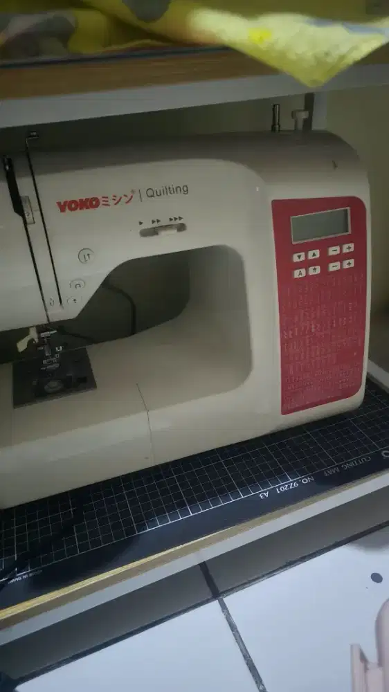 Mesin Jahit Digital Komputerisasi YOKO YK-2720 Quilting Series Second