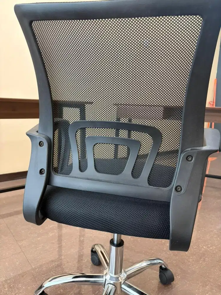 Kursi kantor informa