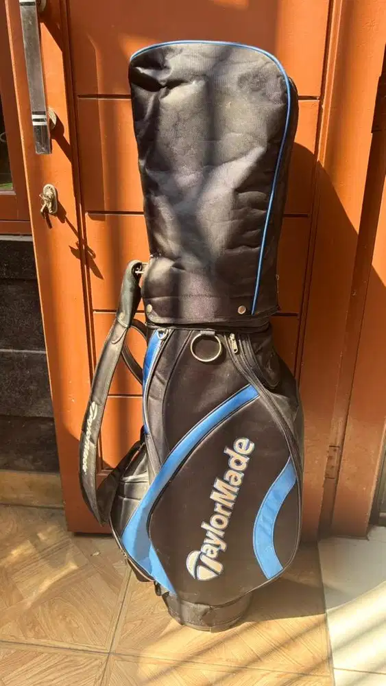 Golf Club Set + TaylorMade Bag | Titleist & Marumanm