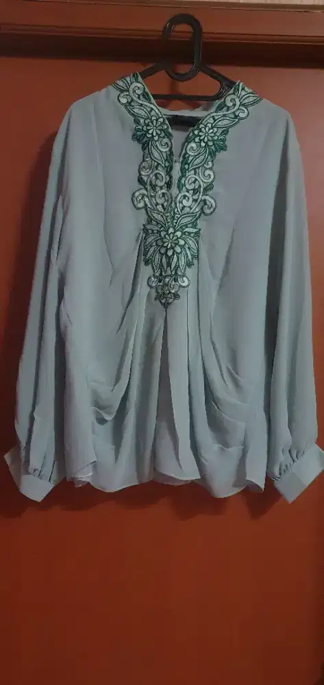 Di jual baju atasan