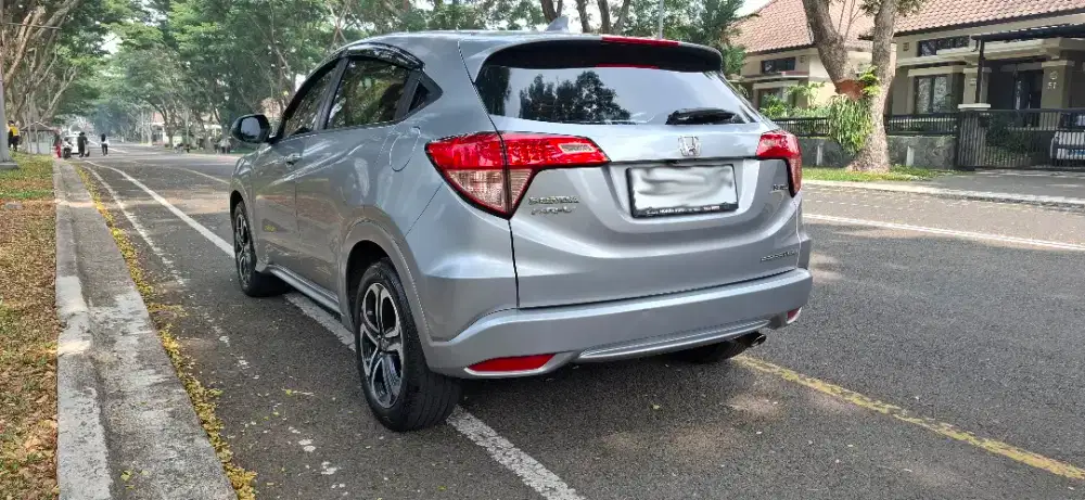 JUAL! Honda HR-V 1,8 AT Prestige 2016 KM 68RB - Pajak Juni 2027 Plat D