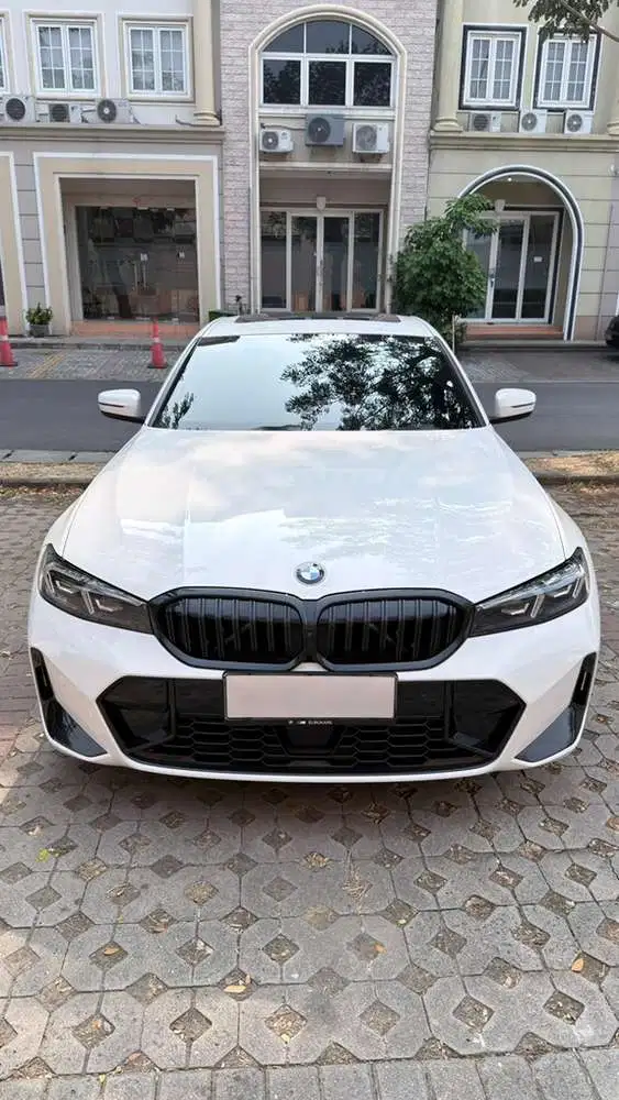 BMW 330i LCI M Sport Pro 2024