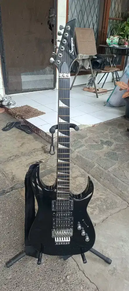 Gitar electric Scorpion